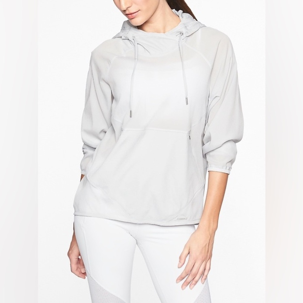 Athleta Teton Anorak‎ Jacket in Cloud Gray.